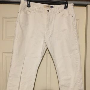 sz 16 Gap capris, white, barely ever worn! comfy!